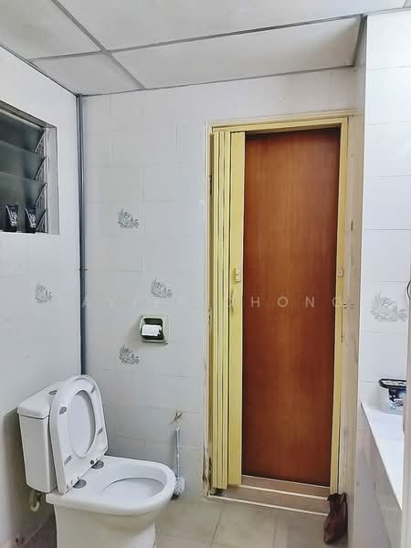 Pangsapuri untuk Dijual di Midah Heights Condominium - Xavier Chong - Bathroom - PropertyGuru.com.my