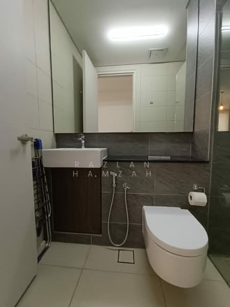 Service Residence for Sale at Lot 15 - Razlan Hamzah - Bathroom - PropertyGuru.com.my