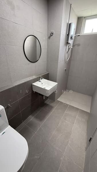 Kondominium untuk Disewa di Lakefront Residence - Ivy Wong - Bathroom - PropertyGuru.com.my
