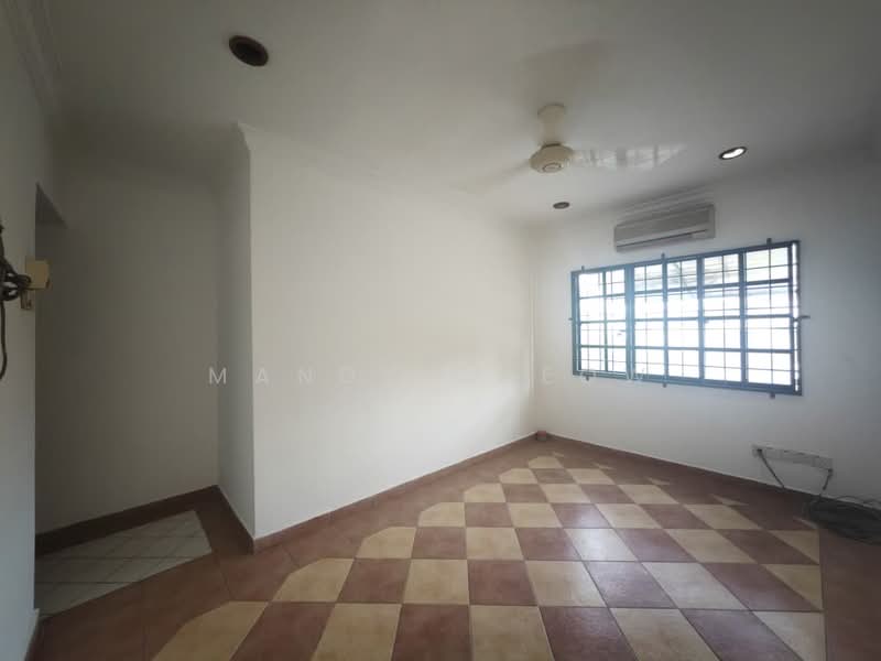 Terraced House for Sale in Seksyen 7 (Kota Damansara) - Mandy Cheow - Living Room - PropertyGuru.com.my