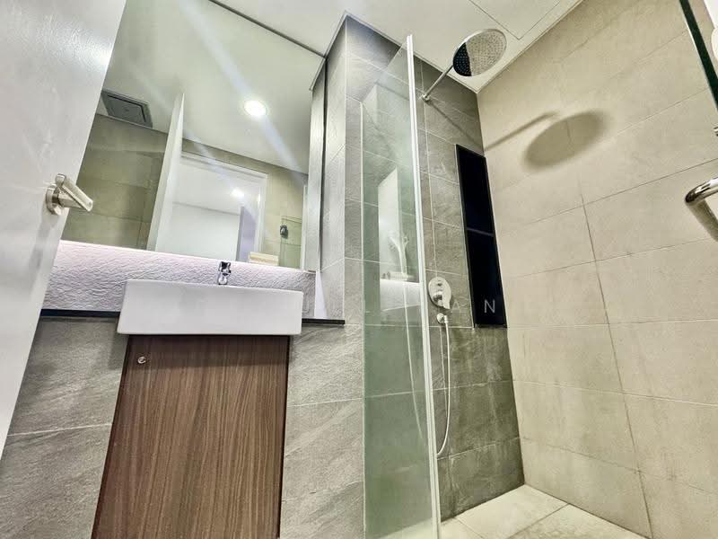 Kediaman Servis untuk Disewa di Lot 15 - Samuel Pan - Bathroom - PropertyGuru.com.my