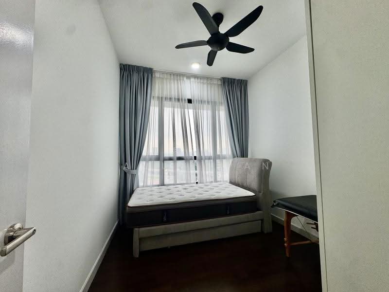 Kediaman Servis untuk Disewa di Lot 15 - Samuel Pan - Bedroom - PropertyGuru.com.my