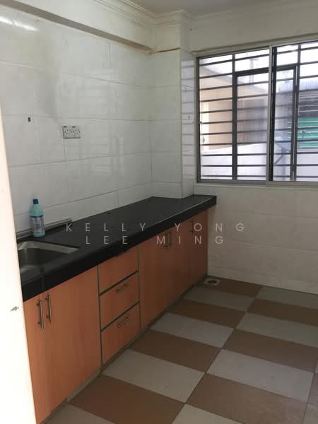 Pangsapuri untuk Dijual di Apartment Taman Topaz - Kelly Yong Lee Ming - Kitchen - PropertyGuru.com.my