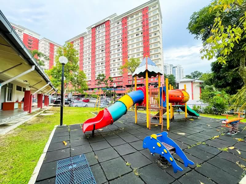 Pangsapuri untuk Dijual di Lumayan Apartment (Bdr Tasik Permaisuri) - Azli Ibrahim - Exterior - PropertyGuru.com.my