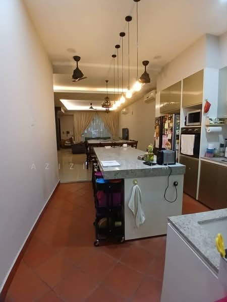 2-storey Terraced House for Sale in Cyberjaya (Selangor) - Azizirrahim . - Kitchen - PropertyGuru.com.my