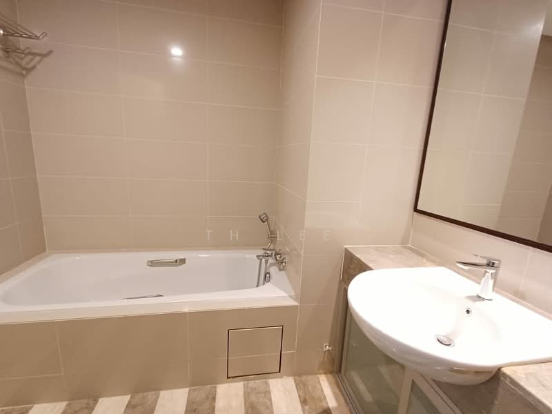 Condominium for Rent at Northpoint Residences - TH Lee - Bathroom - PropertyGuru.com.my
