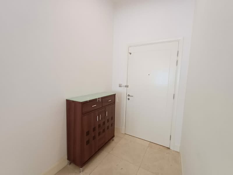 Condominium for Rent at Northpoint Residences - TH Lee - Entrance - PropertyGuru.com.my