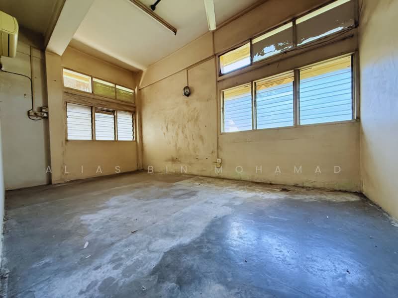 Rumah Flat untuk Dijual di Wisma Terengganu - Alias Bin Mohamad - PropertyGuru.com.my