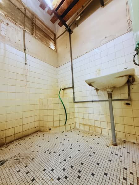Rumah Flat untuk Dijual di Wisma Terengganu - Alias Bin Mohamad - PropertyGuru.com.my