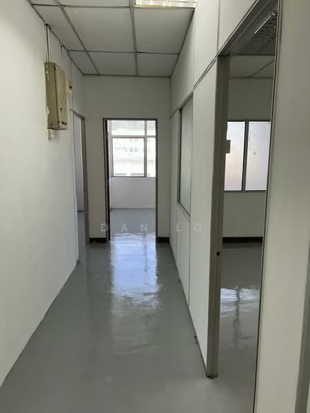 Shop for Rent in Seksyen 5 Wangsa Maju (Wangsa Maju) - Dan Lo - Corridor - PropertyGuru.com.my