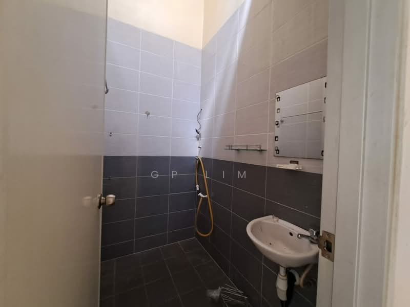 Rumah Teres 1 Tingkat untuk Dijual di Taman Klang Jaya (Klang) - GP Lim - Bathroom - PropertyGuru.com.my