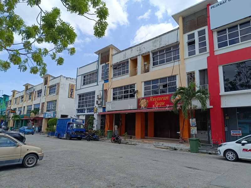 Shop for Sale in Klang Sentral (Kapar) - Razlan Hamzah - Exterior - PropertyGuru.com.my