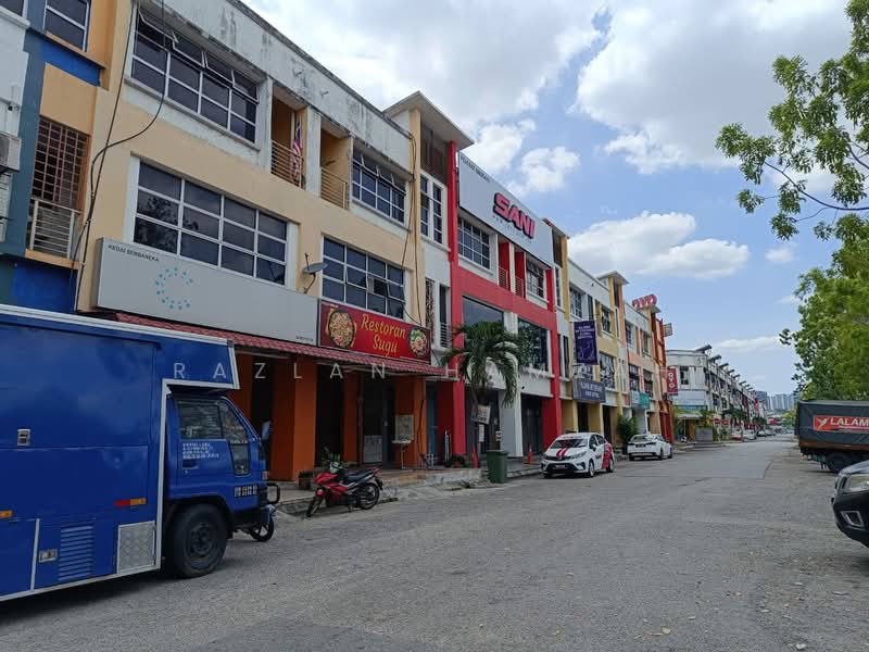 Shop for Sale in Klang Sentral (Kapar) - Razlan Hamzah - Exterior - PropertyGuru.com.my