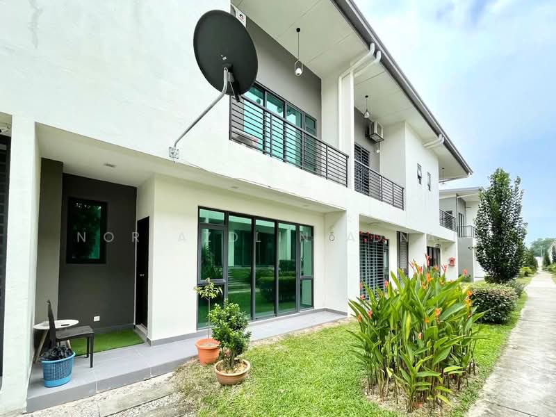 Rumah Teres untuk Dijual di Kajang (Selangor) - Nor Azdlin Adnan - PropertyGuru.com.my