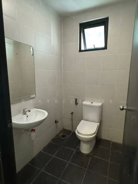 Kedai untuk Disewa di Jalan Klang Lama (Old Klang Road) (Kuala Lumpur) - Beatrice Lee - Bathroom - PropertyGuru.com.my