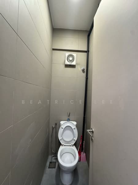 Kedai untuk Disewa di Jalan Klang Lama (Old Klang Road) (Kuala Lumpur) - Beatrice Lee - Bathroom - PropertyGuru.com.my