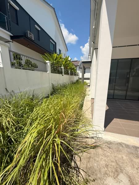 Semi-Detached House for Sale in Taman Scientex Rawang (Rawang) - Vikram . - Exterior - PropertyGuru.com.my