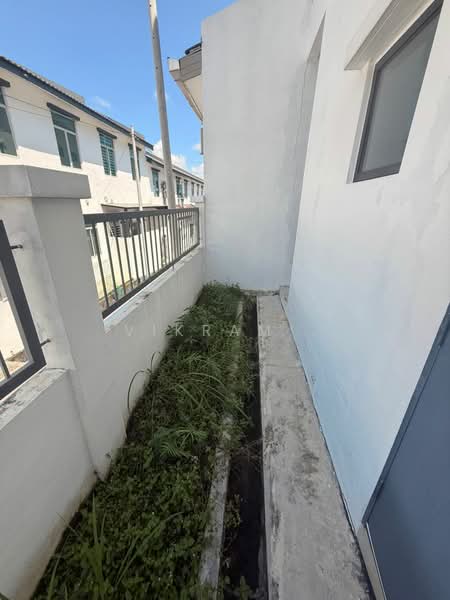 Semi-Detached House for Sale in Taman Scientex Rawang (Rawang) - Vikram . - Exterior - PropertyGuru.com.my