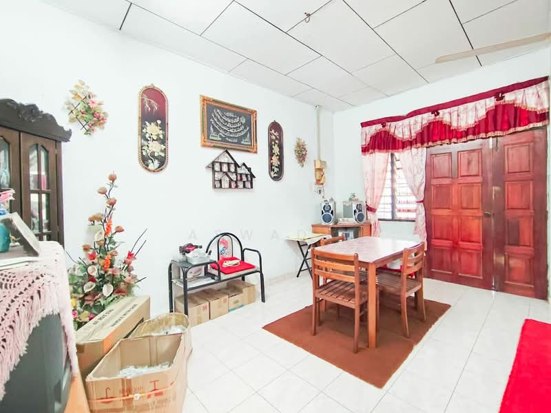Rumah Berkembar untuk Dijual di Taman Semarak (Sungai Petani) - Aswad . - Living Room - PropertyGuru.com.my