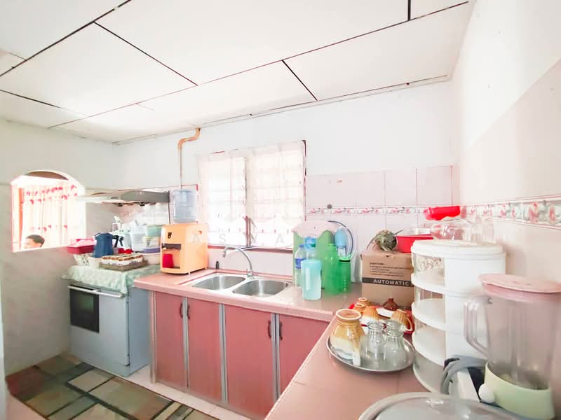 Rumah Berkembar untuk Dijual di Taman Semarak (Sungai Petani) - Aswad . - Kitchen - PropertyGuru.com.my