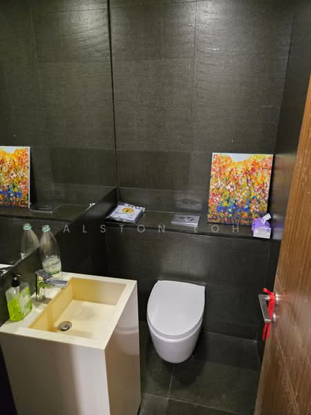 Condominium for Sale at Shorefront Residences - Alston Loh - Bathroom - PropertyGuru.com.my