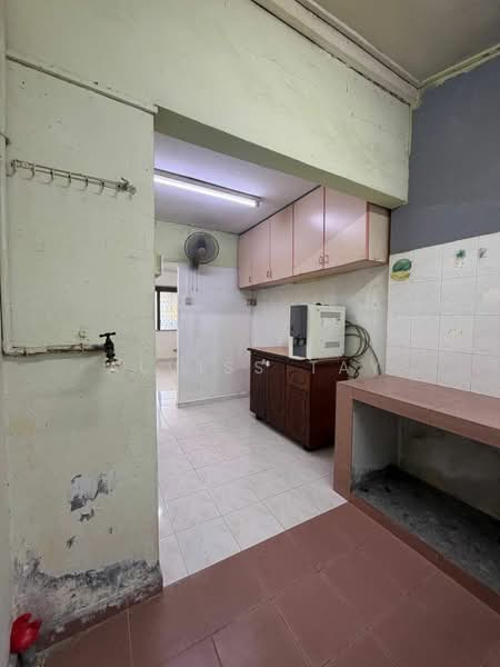 Rumah Teres 2 Tingkat untuk Dijual di Taman Daya (Johor Bahru) - Alviss Tay - Kitchen - PropertyGuru.com.my