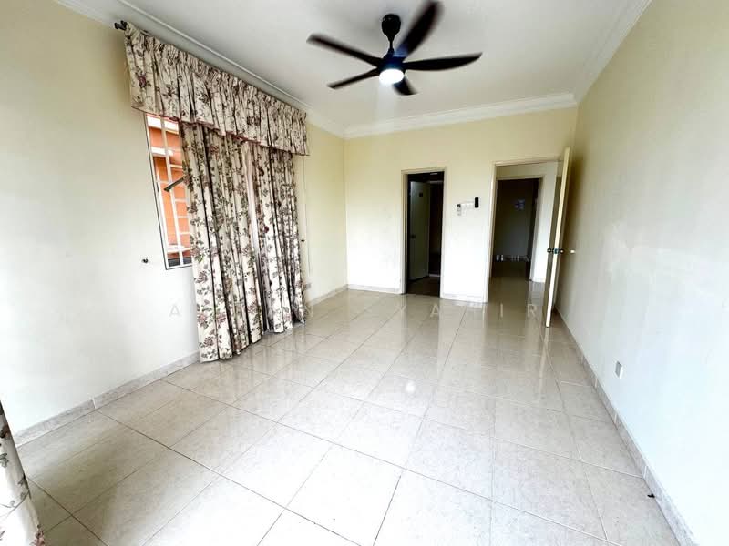 Kondominium untuk Dijual di Platinum Hill PV 6 - Affan Syahir - Living Room - PropertyGuru.com.my