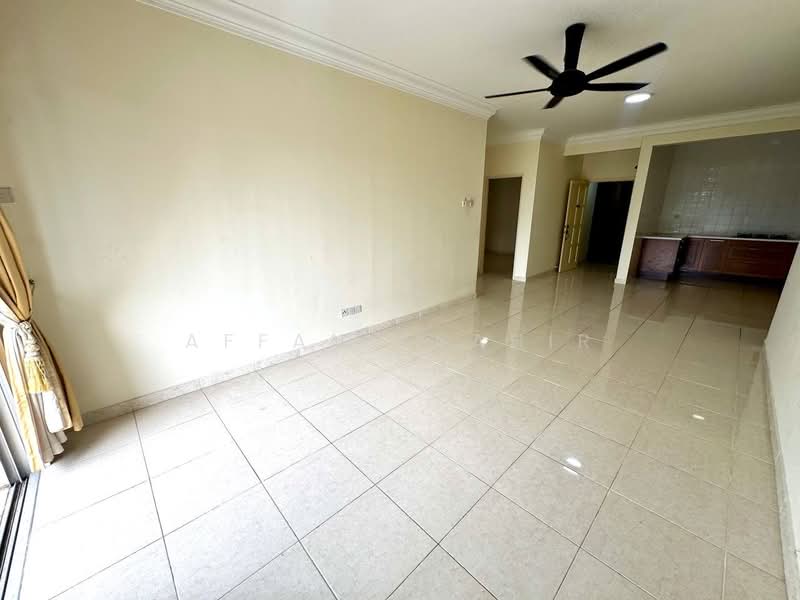 Kondominium untuk Dijual di Platinum Hill PV 6 - Affan Syahir - Living Room - PropertyGuru.com.my