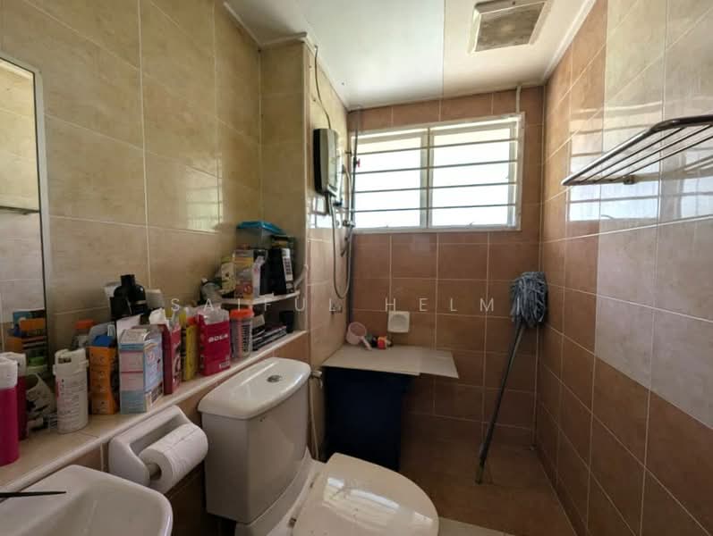 2-storey Terraced House for Sale in Putra Heights (Subang Jaya) - SAIFUL HELMI - Bathroom - PropertyGuru.com.my