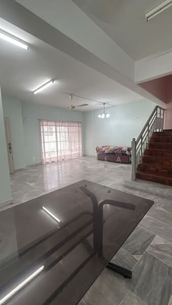 2-storey Terraced House for Rent in Usj 17 (Subang Jaya) - Yee Cheak Chen - Living Room - PropertyGuru.com.my