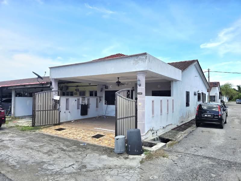 Rumah Teres 1 Tingkat untuk Dijual di Taman Seri Indah (Sungai Besar) - Fauzan bin Sahrom - PropertyGuru.com.my