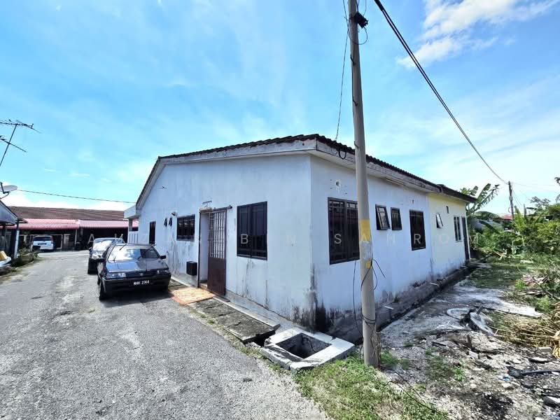 Rumah Teres 1 Tingkat untuk Dijual di Taman Seri Indah (Sungai Besar) - Fauzan bin Sahrom - PropertyGuru.com.my
