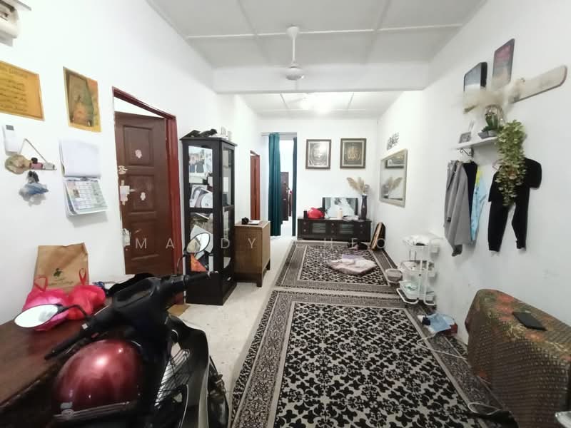 Rumah Teres 1 Tingkat untuk Dijual di Rawang (Selangor) - Mandy Cheow - Living Room - PropertyGuru.com.my