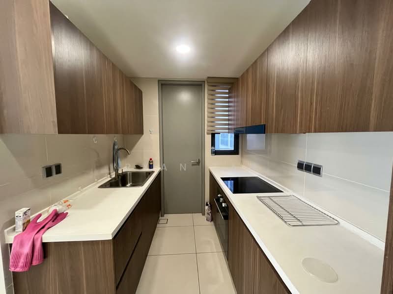 Service Residence for Sale at The Era @ Duta North - Ryan Tan - Kitchen - PropertyGuru.com.my
