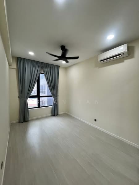 Service Residence for Sale at The Era @ Duta North - Ryan Tan - Interior - PropertyGuru.com.my