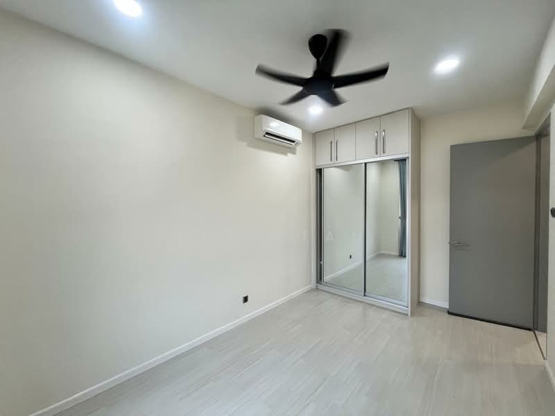 Service Residence for Sale at The Era @ Duta North - Ryan Tan - Bedroom - PropertyGuru.com.my