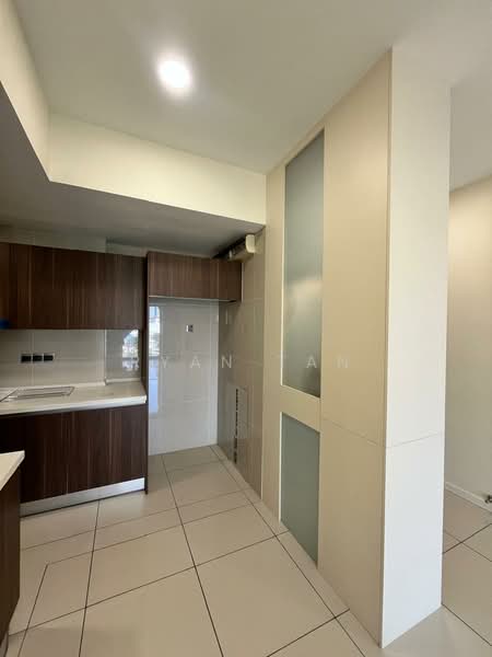 Service Residence for Sale at The Era @ Duta North - Ryan Tan - Kitchen - PropertyGuru.com.my