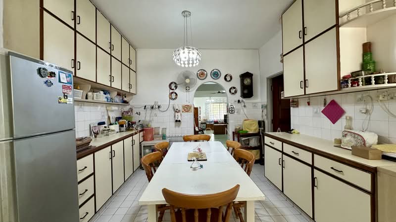 2-storey Terraced House for Sale in Taman Lucky (Bangsar) - Tian Soon Tan - Kitchen - PropertyGuru.com.my