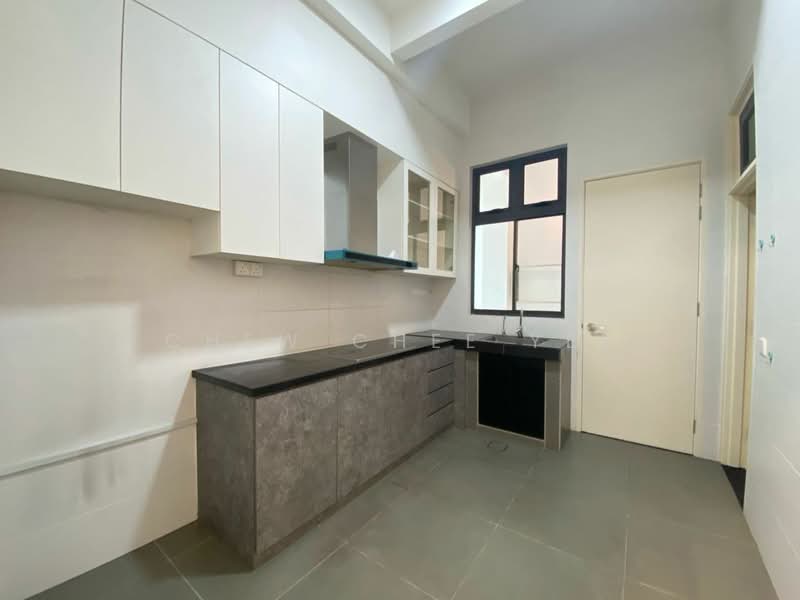 Cluster House for Rent in Eco Botanic (Iskandar Puteri (Nusajaya)) - Chew Chee Yee - Kitchen - PropertyGuru.com.my