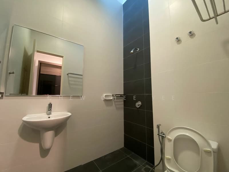 Cluster House for Rent in Eco Botanic (Iskandar Puteri (Nusajaya)) - Chew Chee Yee - Bathroom - PropertyGuru.com.my