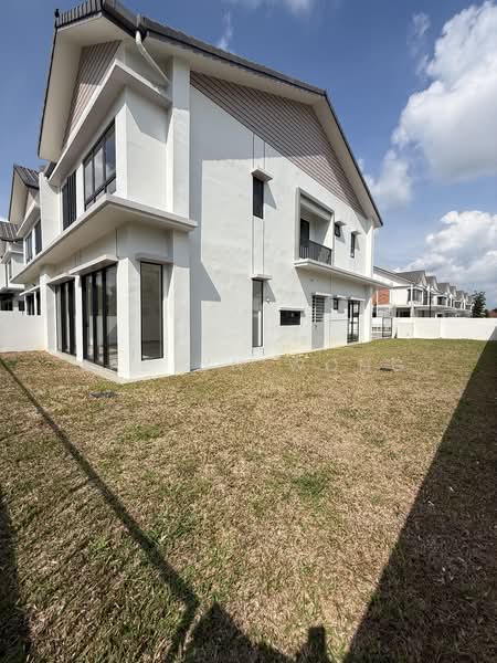 Semi-Detached House for Sale in Cyber 10 (Cyberjaya) - Jaclyn Wong - PropertyGuru.com.my