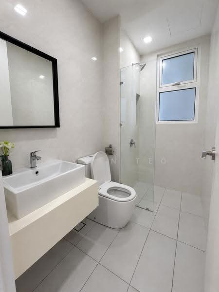 Kediaman Servis untuk Dijual di Eco Sky - Jayden Teo - Bathroom - PropertyGuru.com.my