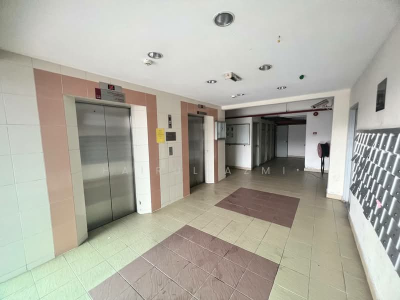 Condominium for Rent at Mutiara Anggerik - Hairul Azmi - Lobby - PropertyGuru.com.my