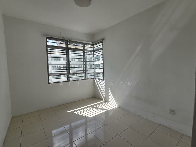 Condominium for Rent at Mutiara Anggerik - Hairul Azmi - Interior - PropertyGuru.com.my