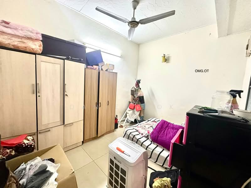 1-storey Terraced House for Sale in Pandamaran (Klang) - Daniel Kok - Bedroom - PropertyGuru.com.my