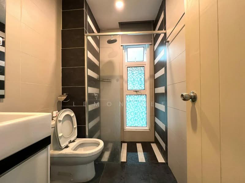 Pangsapuri untuk Disewa di Central Residence @ Sungai Besi - Lemon See - Bathroom - PropertyGuru.com.my