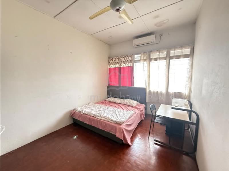 Rumah Teres 2 Tingkat untuk Dijual di Taman Canning (Ipoh) - Ainsley Thong - Bedroom - PropertyGuru.com.my