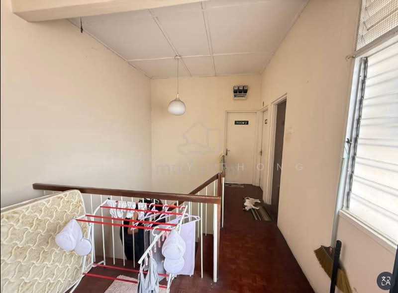 Rumah Teres 2 Tingkat untuk Dijual di Taman Canning (Ipoh) - Ainsley Thong - Corridor - PropertyGuru.com.my