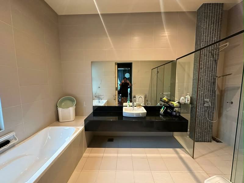 Rumah Banglo untuk Dijual di Ampang Jaya (Ampang) - Eling Loo - Bathroom - PropertyGuru.com.my