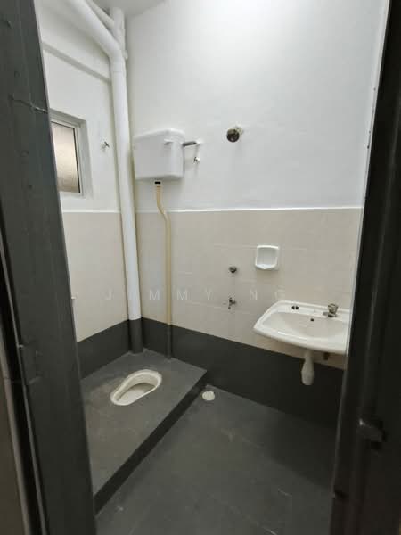 Rumah Teres 2 Tingkat untuk Disewa di Bandar Mahkota Cheras (Cheras) - Jimmy Ng - Bathroom - PropertyGuru.com.my
